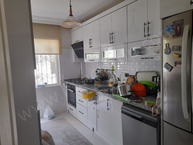 BEYLİKDÜZÜ KARDELEN SİTESİNDE SATILIK 3+1 DAİRE