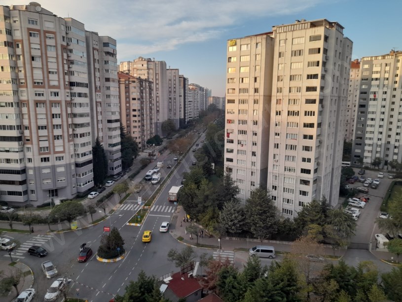 ADNAN KAHVECİ MAHALLESİNDE SATILIK 3+1 DAİRE