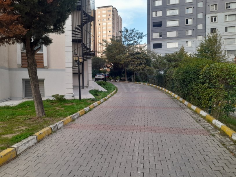 ADNAN KAHVECİ MAHALLESİNDE SATILIK 3+1 DAİRE