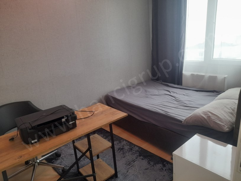 ESENYURT METROBÜSE YAKIN KİRALIK EŞYALI 1+1 DAİRE