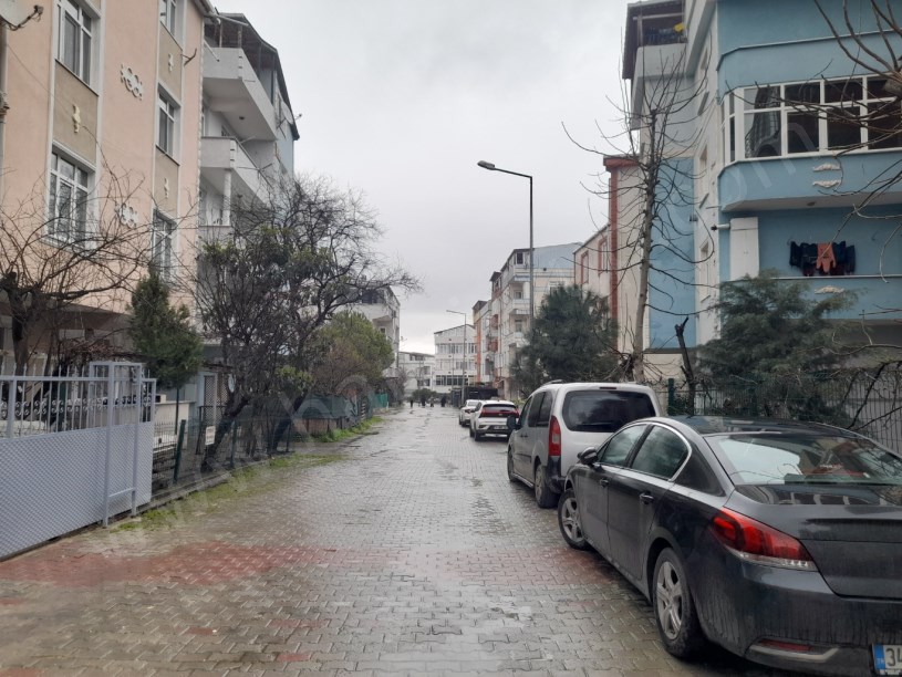 BÜYÜKÇEKMECE TEPECİK ULUS MAH. KİRALIK 2+1 DAİRE