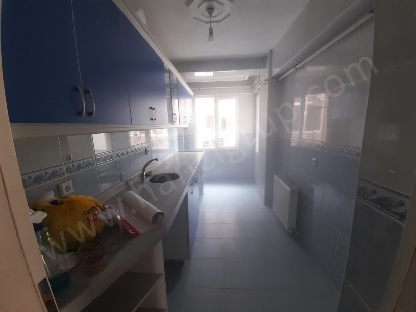 BÜYÜKÇEKMECE TEPECİK ULUS MAH. KİRALIK 2+1 DAİRE