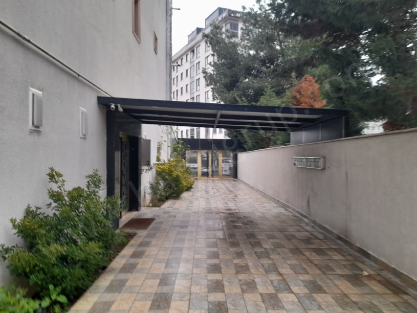 EKİNOBA MAHALLESİNDE E 5 KARAYOLUNA YAKIN KONUMDA SATILIK 2+1 DAİRE