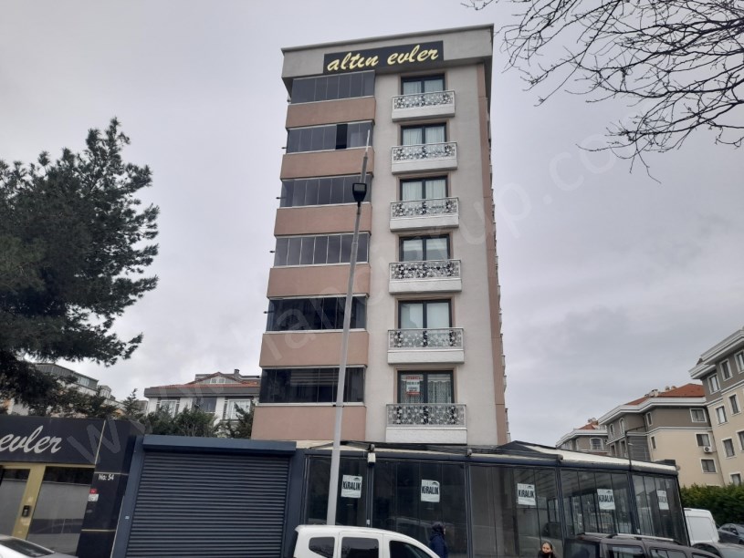 EKİNOBA MAHALLESİNDE E 5 KARAYOLUNA YAKIN KONUMDA SATILIK 2+1 DAİRE