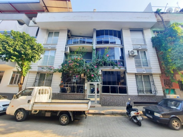 Turan Mah. Nazilli Satılık Kat Dubleksi |  4+2 Oda | 140M2 3.550.000Tl  Krediye Uygun  | Dubleks | Kat Kaloriferi | 3 Banyo | 4 Yatak Odası Resim-1