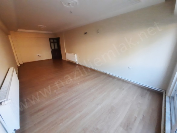 Zafer Mah. Nazilli Satılık Daire |  4+1 Oda | 190M2 5.000.000Tl  Krediye Uygun  | 2. Kat | Doğalgaz(Kombi) | 2 Banyo | 4 Yatak Odası Resim-5