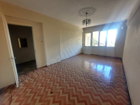 Altıntaş Mah. Nazilli Satılık Daire |  3+1 Oda | 140M2 2.500.000Tl  Krediye Uygun  | 3. Kat | 1 Banyo | 3 Yatak Odası Resim-5
