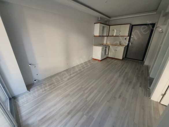 Şirinevler Adliye Karşısında Asansörlü 2 Kat 1+1 Kiralık Daire Nazilli Mah