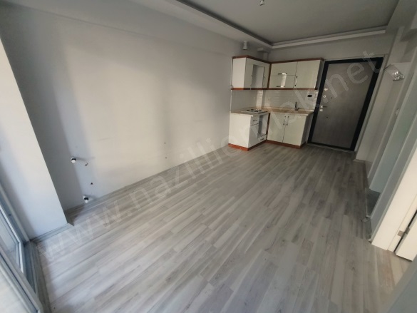 Şirinevler Mah. Nazilli Kiralık Daire |  1+1 Oda | 60M2 Aylık 15.000Tl | 2. Kat | Klima | 1 Banyo | 1 Yatak Odası Resim-3