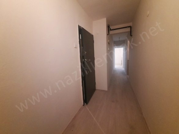 Yeni Mah. Nazilli Kiralık Daire |  3+1 Oda | 140M2 Aylık 20.000Tl | 5. Kat | Doğalgaz(Kombi) | 1 Banyo | 3 Yatak Odası Resim-3