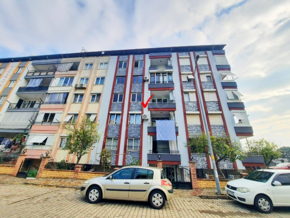 Yeni Mah. Nazilli Satılık Daire |  3+1 Oda | 135M2 2.700.000Tl | 3. Kat | Doğalgaz(Kombi) | 1 Banyo | 3 Yatak Odası Resim-1
