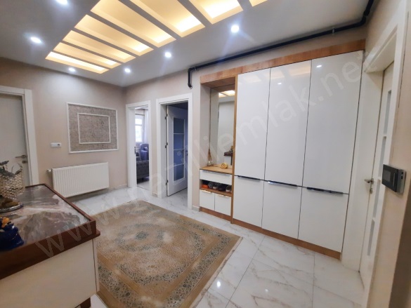 Zafer Mah. Nazilli Satılık Daire |  3+1 Oda | 160M2 7.100.000Tl  Krediye Uygun  | 6. Kat | Doğalgaz(Kombi) | 2 Banyo | 3 Yatak Odası Resim-3