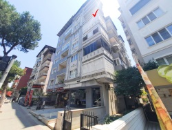 Nazilli Yeni Mah. Kiralık Daire 3+1 140 M2 | 5. Kat | Doğalgaz(Kombi) | 1 Banyo | 3 Yatak Odası