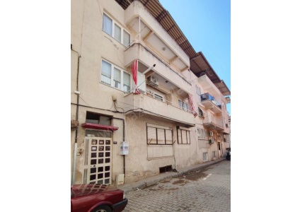 Turan Mah De Şehir Merkezine Yakın 3 Kat 3+1 Satılık Daire Nazilli