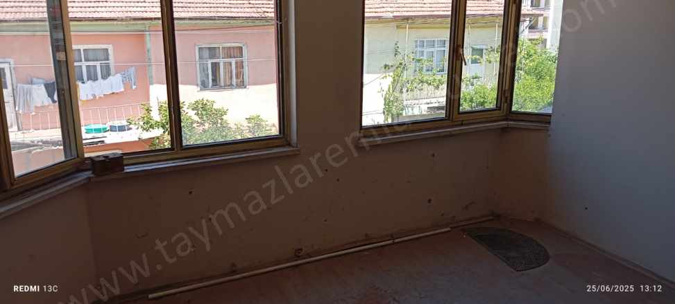 201 M2 Üzeri 2 Katlı Teras Satılık Dükkan Turhal Celal Mah