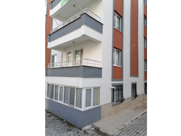Cumhuriyet Mah. Turhal Satılık Daire |  90M2 1.650.000Tl | Kat Kaloriferi Resim-1