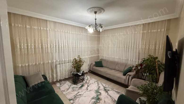 225 M2 Fatih Mah Dogalgazlı Bahçeli Ev Satılık Müstakil Turhal Ağcaşar Köyü