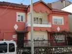 BAHÇELİ İKİ KATLI EV İKİ DAİRELİ SATILIK