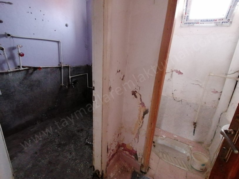 2 KATLI BAHÇELİ EV  278 M2  ARSA İLE BİRLİKTE SATILIK