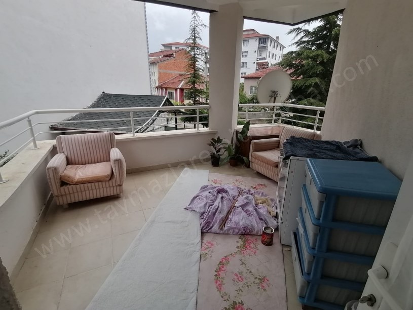 180 M2  DAİRE SATILIK
