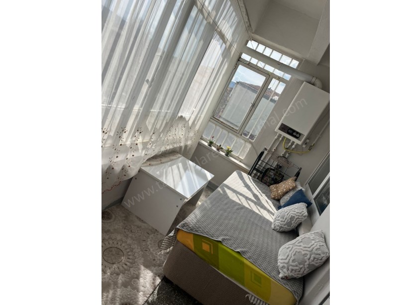 120 M2  SATILIK  DAİRE  GÜNEY  BATI  ÇEPHELİ