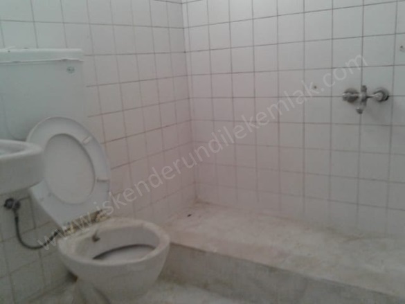 Dumlupınar Mah. İskenderun Kiralık Müstakil Ev |  4+1 Oda | 140M2 Aylık 27.000Tl | Komple Bina Resim-1