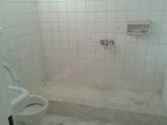 Dumlupınar Mah. İskenderun Kiralık Müstakil Ev |  4+1 Oda | 140M2 Aylık 27.000Tl | Komple Bina Resim-3