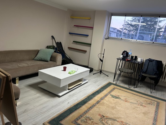 Yıldız Mah. Beşiktaş Kiralık Daire |  2+1 Oda | 70M2 Aylık 30.000Tl  Krediye Uygun  | Yarı Bordum | Doğalgaz(Kombi) | 1 Banyo | 2 Yatak Odası Resim-2