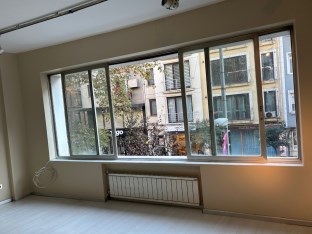 Beşiktaş Cadde Üzerinde Kiralık Daire