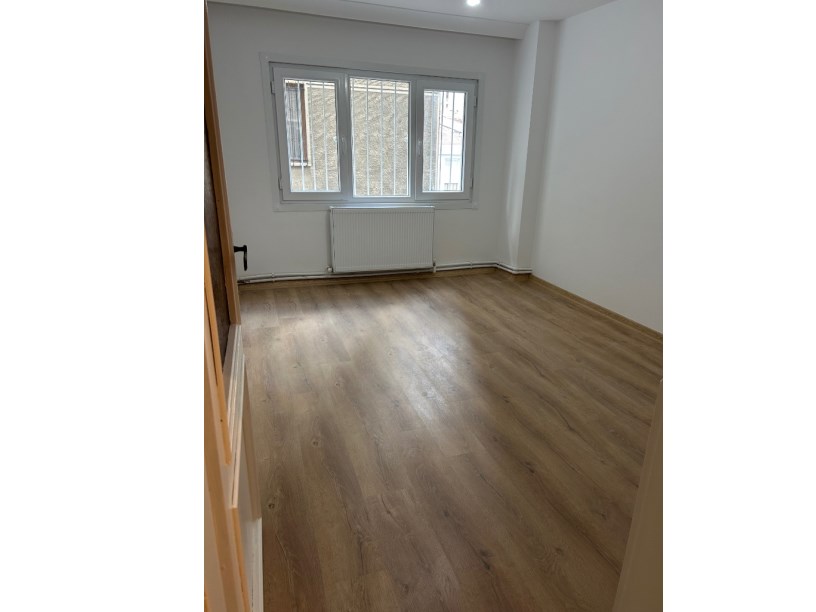 Ortaklar Caddesi Görüntü Sokakta Kiralık Daire 