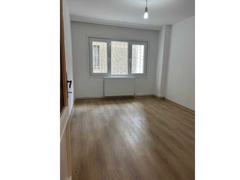 Ortaklar Caddesi Görüntü Sokakta Kiralık Daire 
