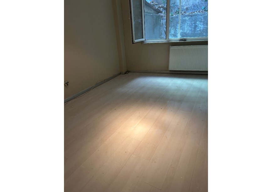 Beşiktaş Cadde Üzerinde Kiralık Daire