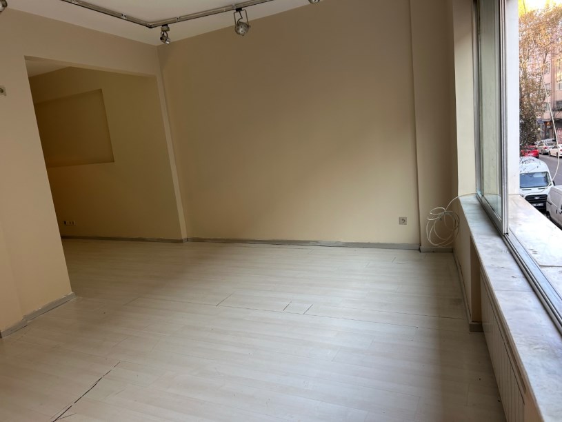 Beşiktaş Cadde Üzerinde Kiralık Daire