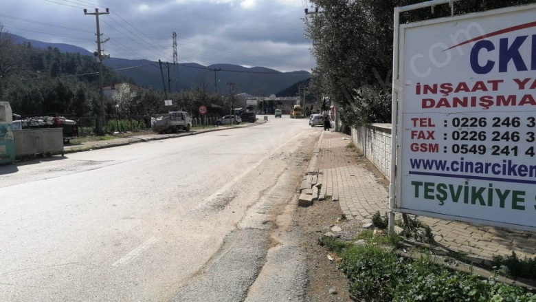 Karpuzdere Mah. Çınarcık Kiralık Ofis / Büro |  1+1 Oda | 130M2 Yıllık 26.000Tl | Doğalgaz(Kombi) | 1 Banyo Resim-4