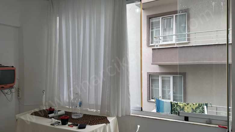 Karpuzdere Teşvikiye Sitesinde Asansörlü Binada 2+1 Satılık Daire Çınarcık Mah