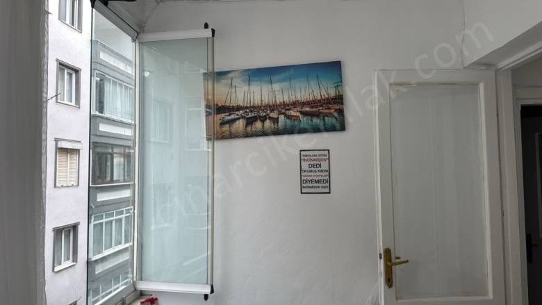 Karpuzdere Mah. Çınarcık Satılık Daire |  2+1 Oda | 70M2 1.450.000Tl Eşyalı  | 3. Kat | 1 Banyo | 1 Yatak Odası Resim-2