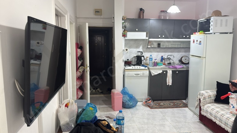 Karpuzdere Mah. Çınarcık Satılık Daire |  2+1 Oda | 70M2 1.450.000Tl Eşyalı  | 3. Kat | 1 Banyo | 1 Yatak Odası Resim-4