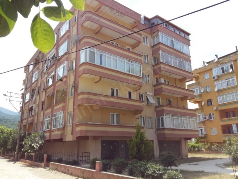KARPUZDEREDE TEŞVİKİYE SİTESİNDE 130 M2 WC Lİ DÜKKAN