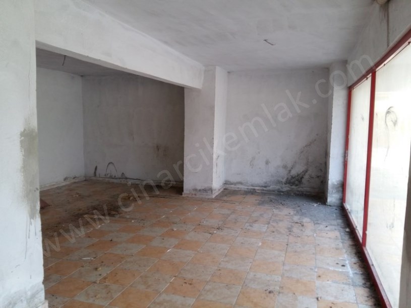KARPUZDEREDE TEŞVİKİYE SİTESİNDE 130 M2 WC Lİ DÜKKAN