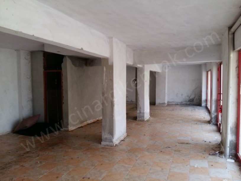 KARPUZDEREDE TEŞVİKİYE SİTESİNDE 130 M2 WC Lİ DÜKKAN