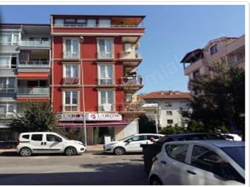 BAHÇELİEVLERDE 50 M2 KİRALIK BOŞ İŞYERİ