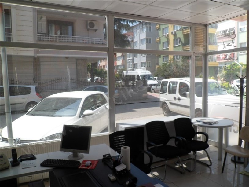 BAHÇELİEVLERDE 50 M2 KİRALIK BOŞ İŞYERİ
