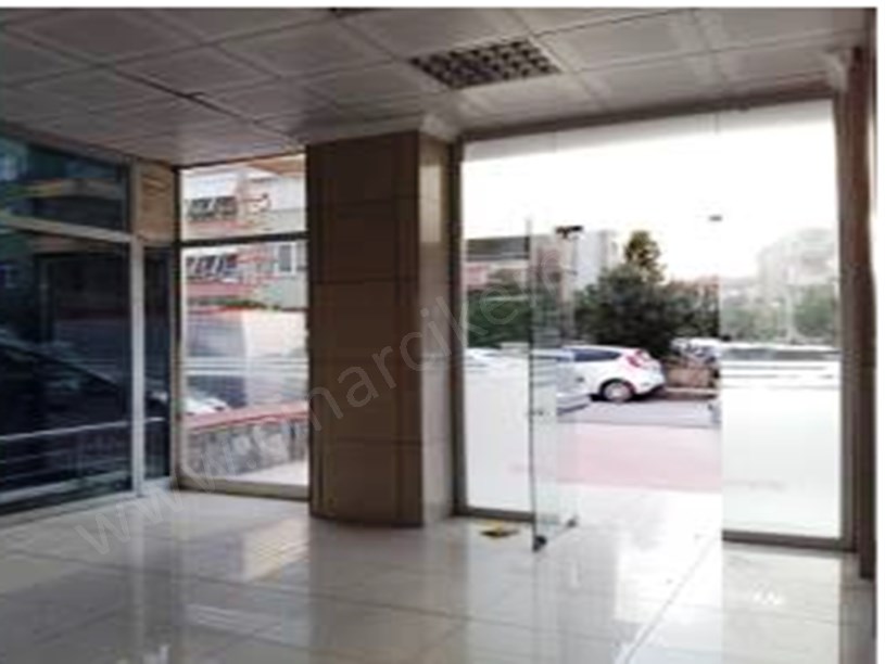 BAHÇELİEVLERDE 50 M2 KİRALIK BOŞ İŞYERİ