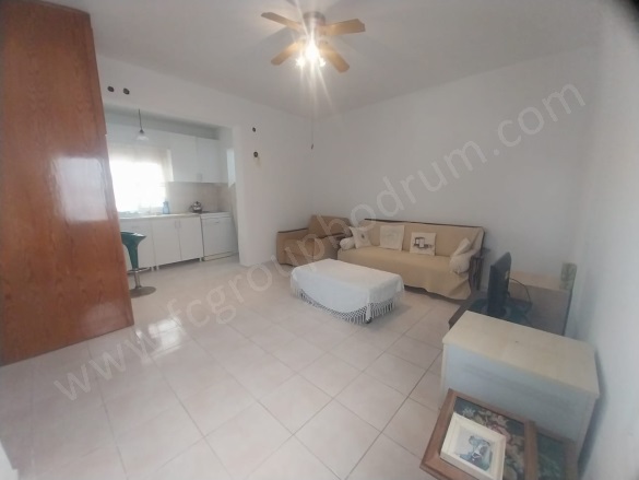 Turgutreis Mah. Bodrum Satılık Daire |  2+1 Oda | 61M2 5.750.000Tl Eşyalı  | Giriş Katı | Klima | 1 Banyo | 2 Yatak Odası Resim-1
