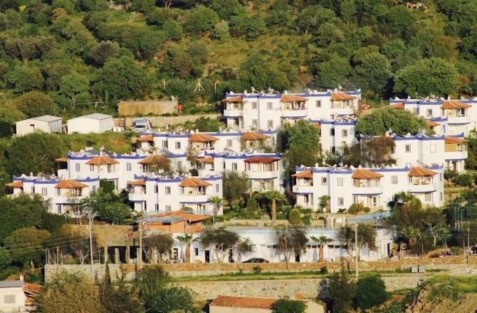 Peksimet Mah. Bodrum Satılık Daire |  2+1 Oda | 56M2 6.750.000Tl | 2. Kat | Klima | 1 Banyo | 2 Yatak Odası Resim-2