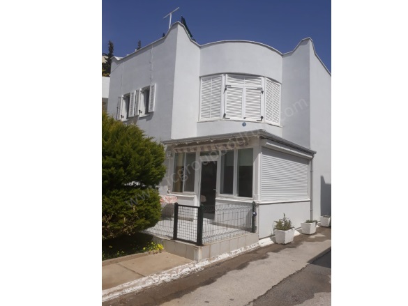 Bahçelievler Mah. Bodrum Satılık Villa |  4+1 Oda | 160M2 25.800.000Tl  Krediye Uygun  | Villa Ve Müstakil | Kat Kaloriferi | 1 Banyo | 4 Yatak Odası Resim-4