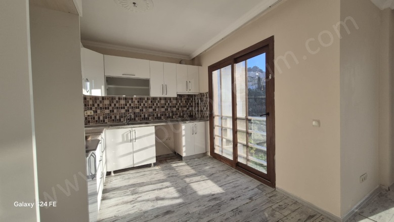 Karabağ Mah. Bodrum Kiralık Daire |  2+1 Oda | 66M2 Aylık 35.000Tl | 2. Kat | Klima | 2 Banyo | 2 Yatak Odası Resim-4