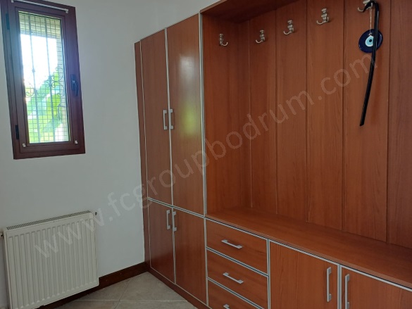 Turgutreis Mah. Bodrum Kiralık Müstakil Ev |  4+1 Oda | 220M2 Yıllık 85.000Tl Eşyalı  | Villa | Klima | 2 Banyo | 4 Yatak Odası Resim-3