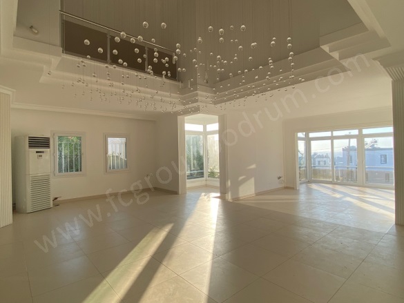 Karabağ Mah. Bodrum Kiralık Müstakil Ev |  4+1 Oda | 210M2 Yıllık 65.000Tl | Dubleks | Klima | 3 Banyo | 4 Yatak Odası Resim-4