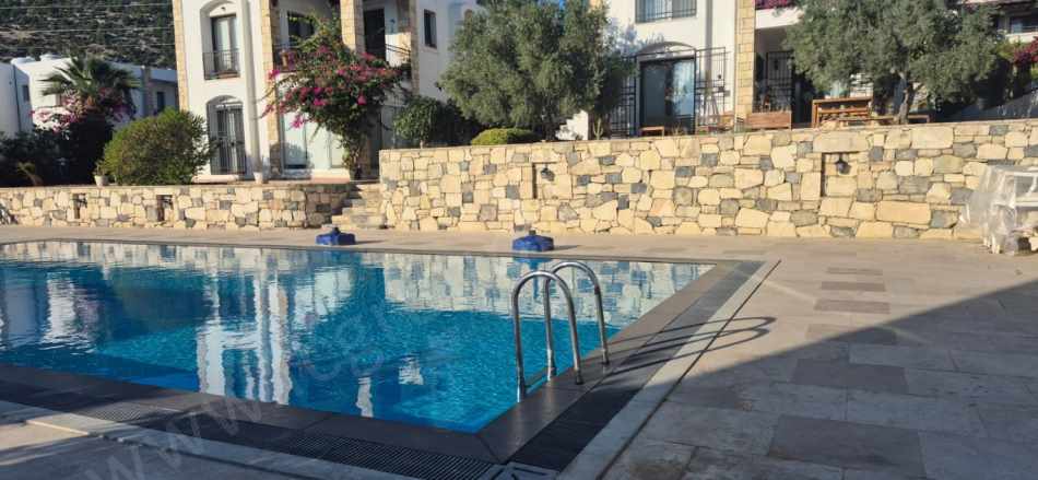 Konacık Mahallesinde Deniz Manzaralı Site içinde 3+1 Kiralık Daire Bodrum Fc Group